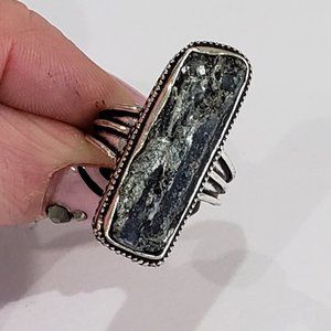 Kyanite Gemstone 925 stamped sterling silver ring. New - never worn.